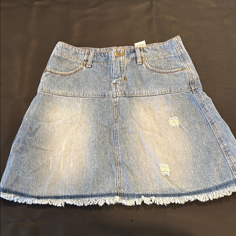 80s Paris Blues Denim Frayed Hem Skirt- 18” long
